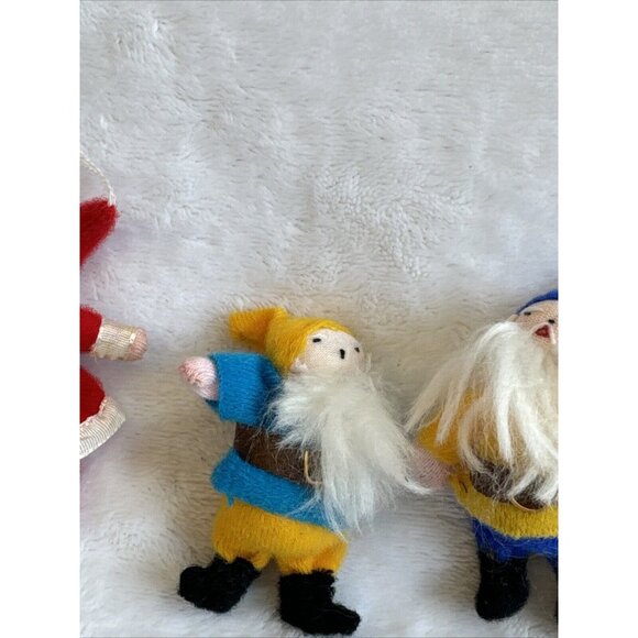 Vintage Lot Of 4 Winter Characters Santa & 3 Winter Woodsmen Small Cloth - Picture 3 of 12